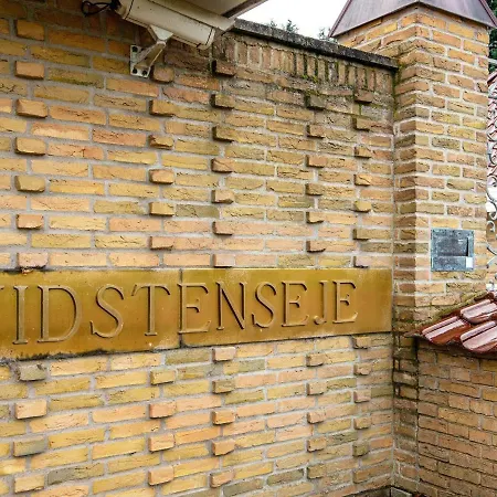 Semesterbostad Iv *